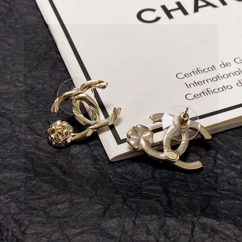 Ch**el earrings